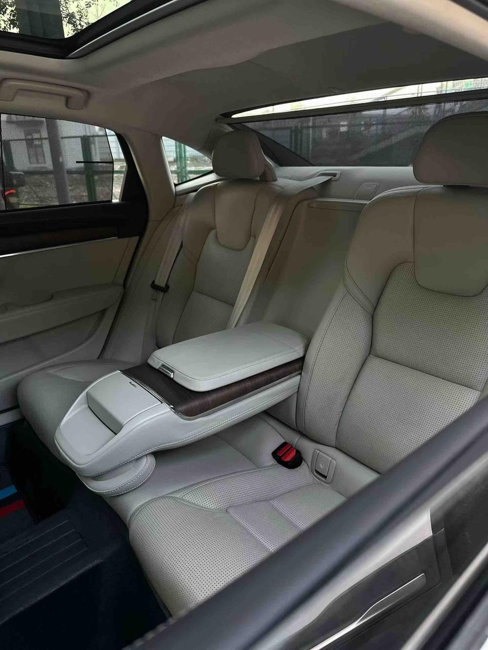 Volvo Volvo S90