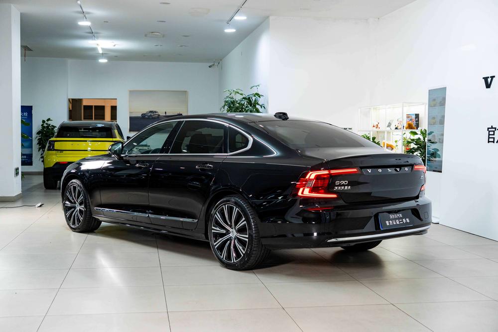Volvo Volvo S90