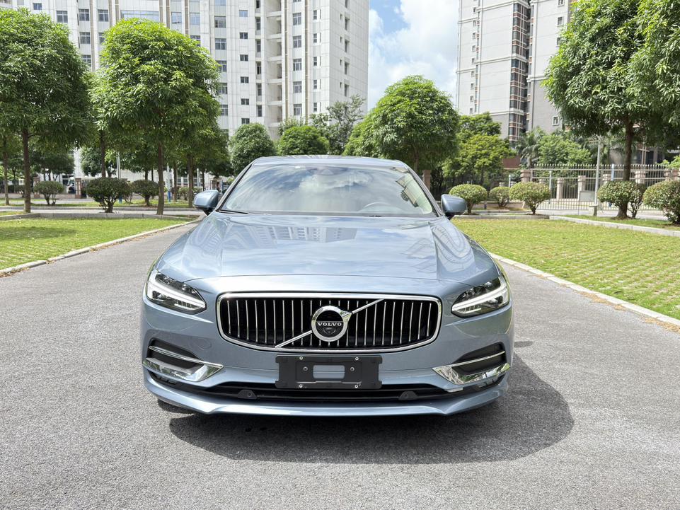 Volvo Volvo S90