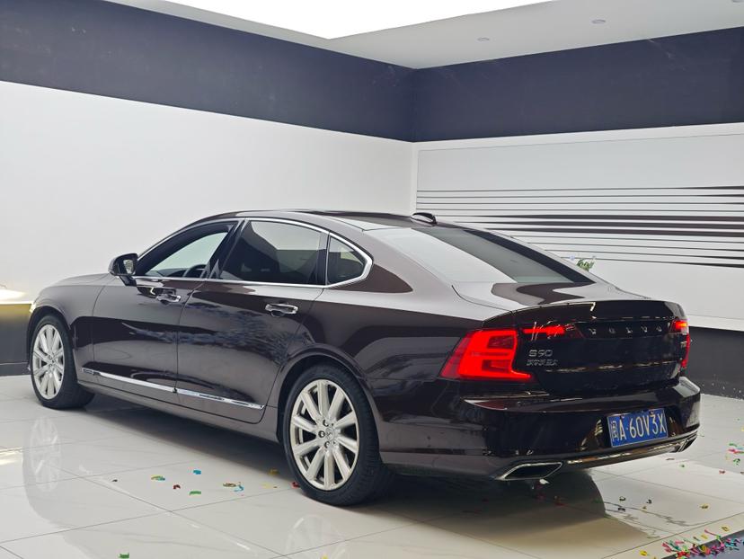 Volvo Volvo S90