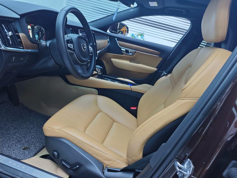 Volvo Volvo S90