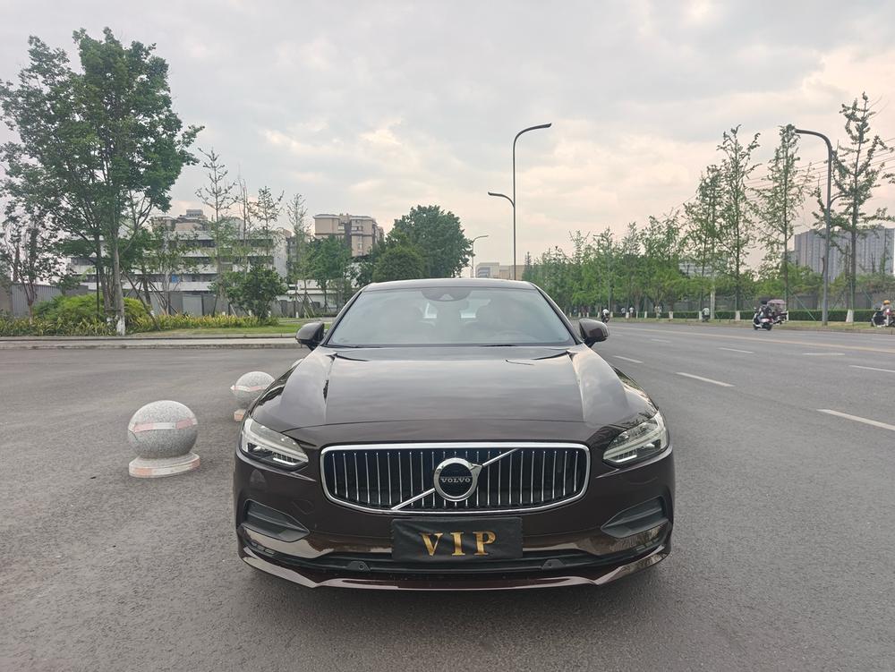 Volvo Volvo S90