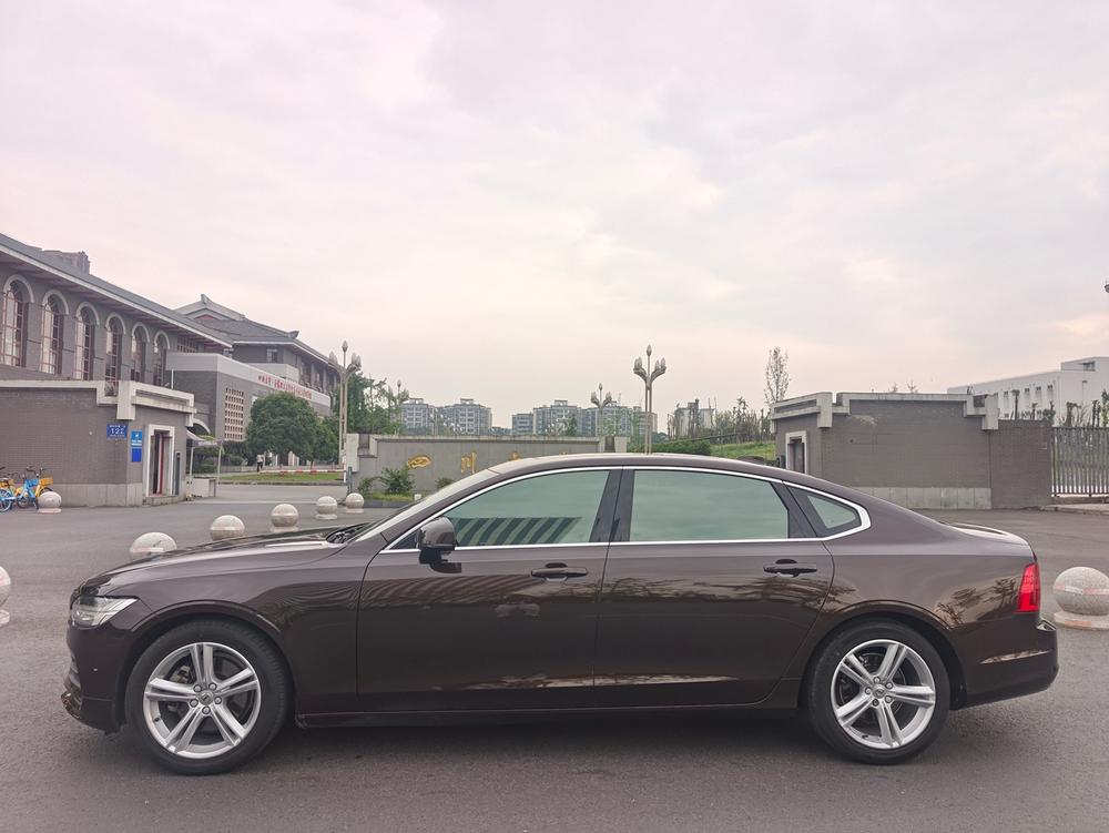 Volvo Volvo S90