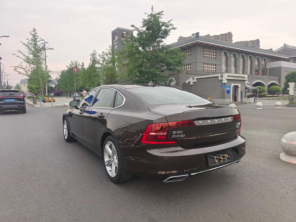 Volvo Volvo S90