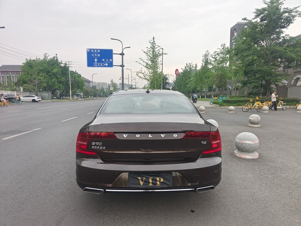 Volvo Volvo S90
