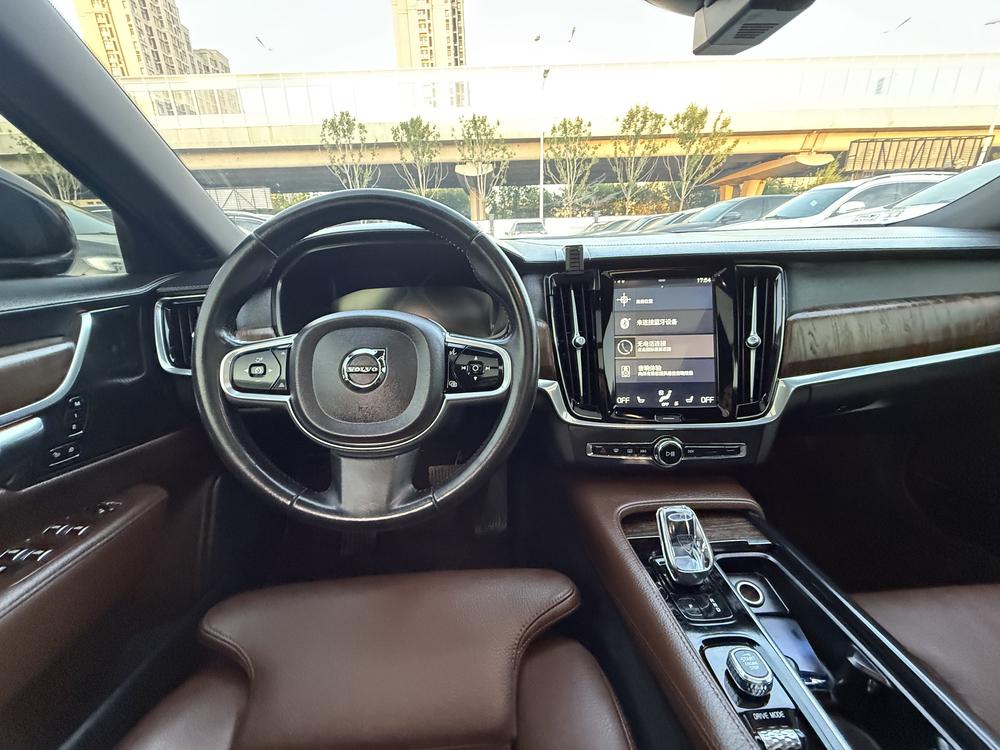Volvo Volvo S90