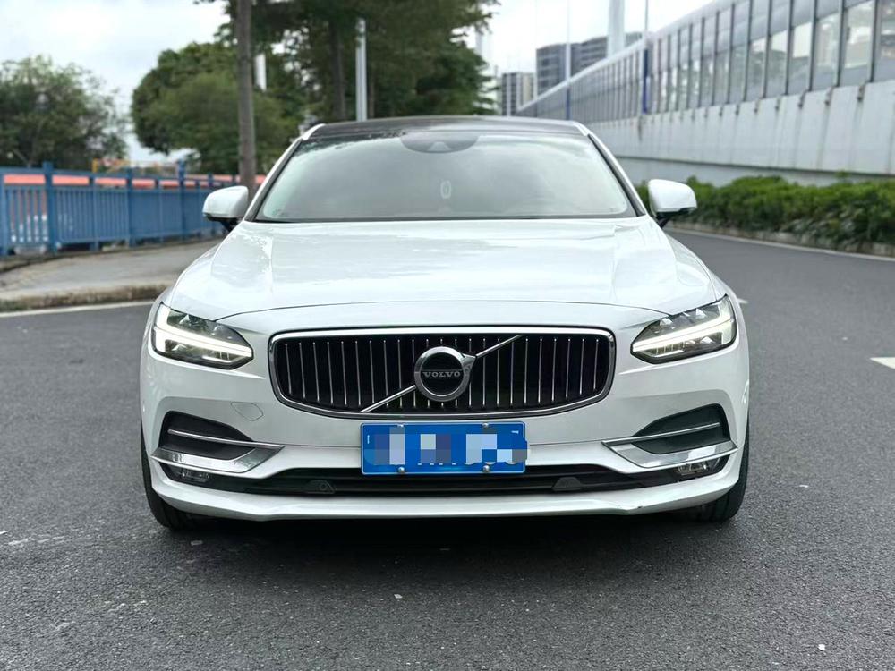 Volvo Volvo S90