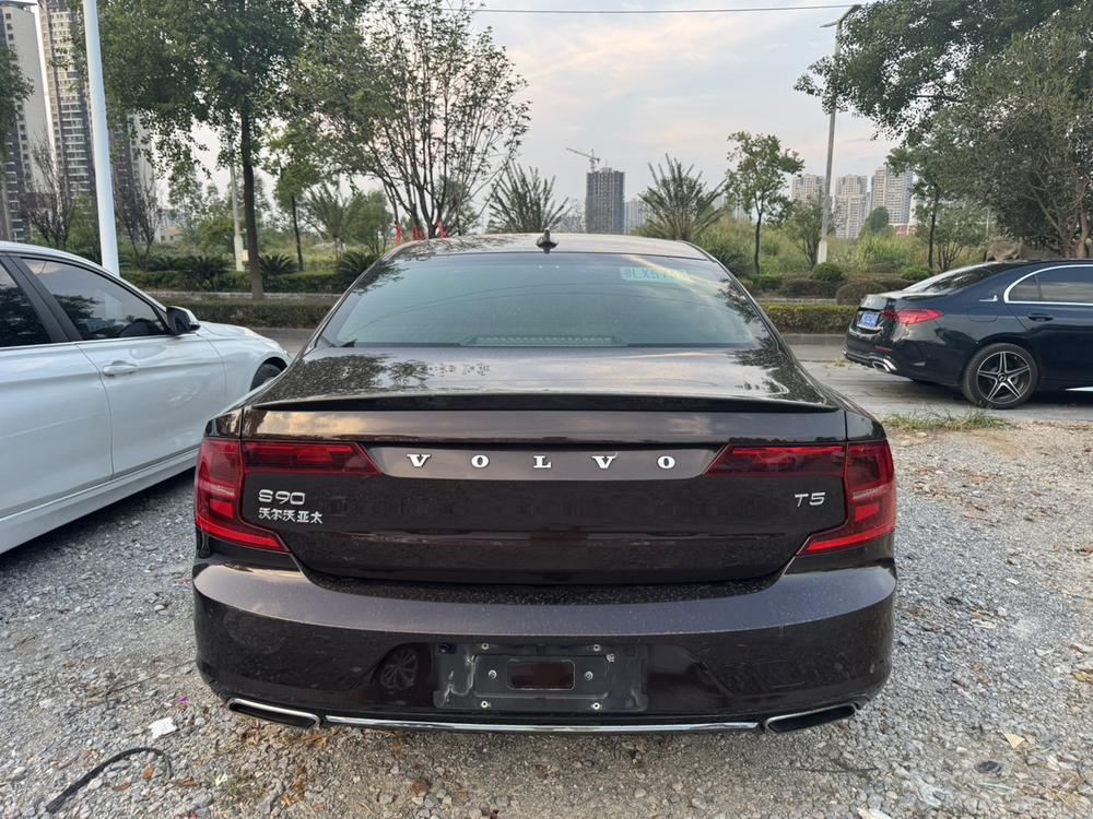 Volvo Volvo S90