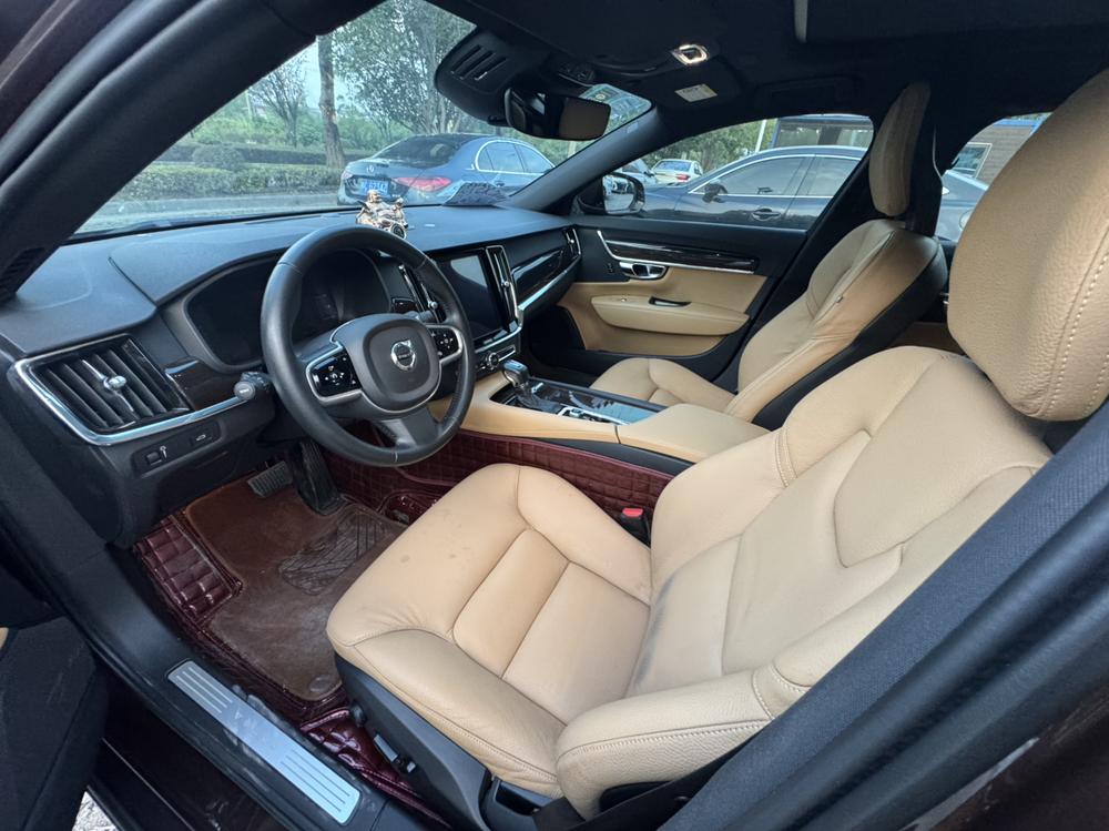 Volvo Volvo S90