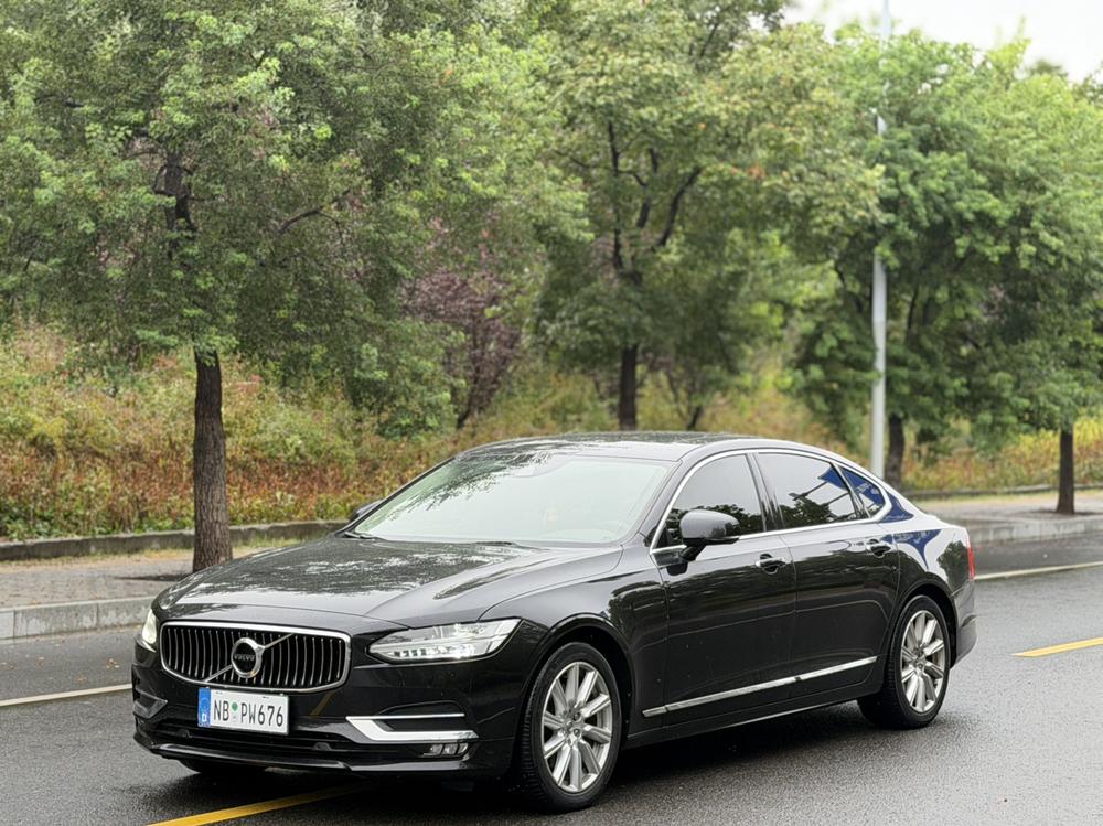 Volvo Volvo S90