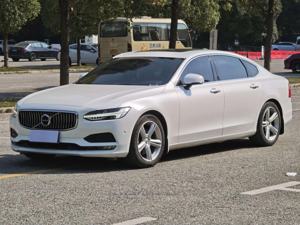 Volvo Volvo S90