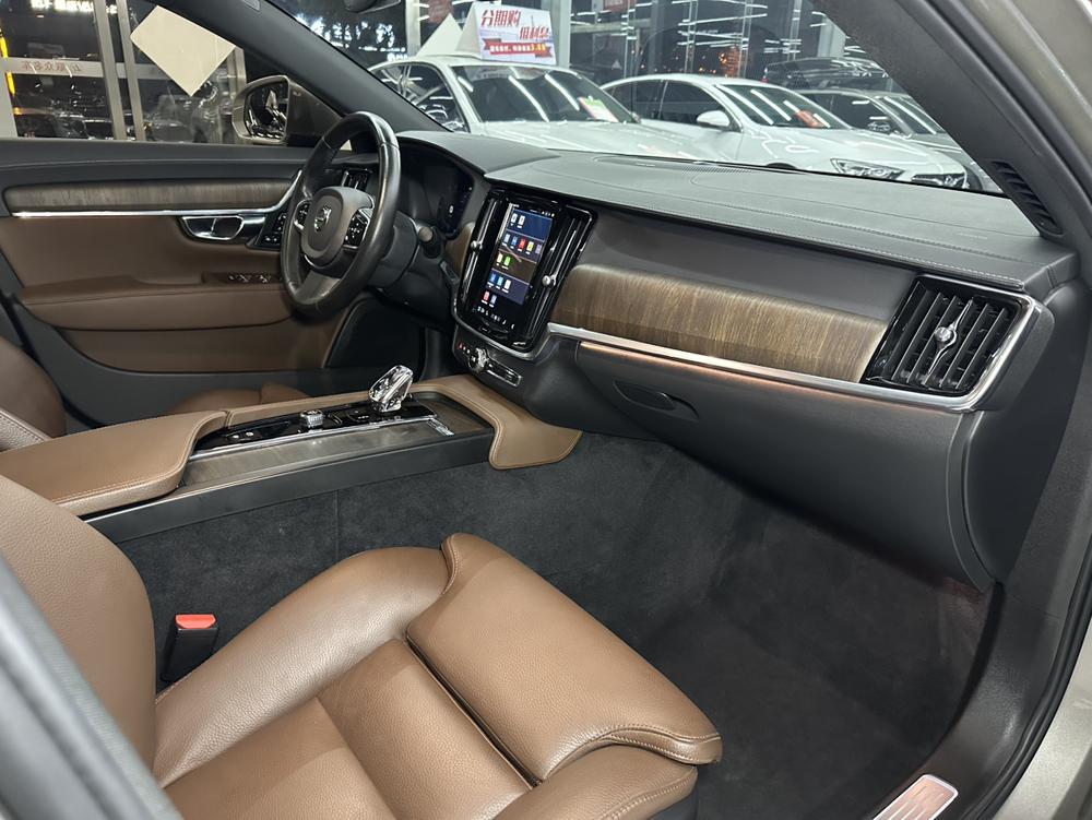 Volvo Volvo S90