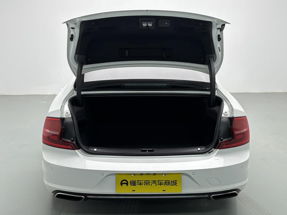 Volvo Volvo S90