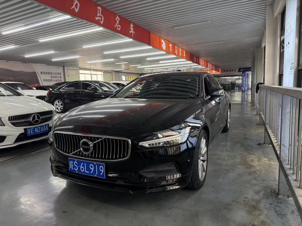 Volvo Volvo S90