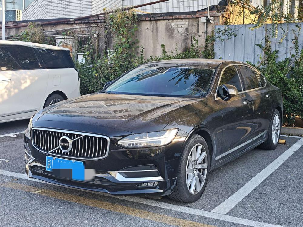Volvo Volvo S90
