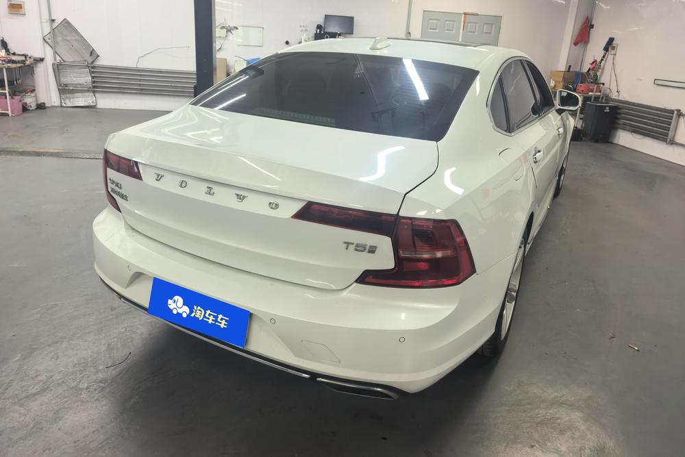 Volvo Volvo S90