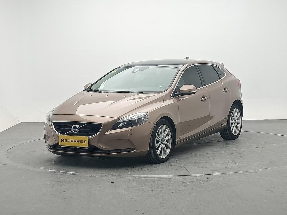 Volvo Volvo V40
