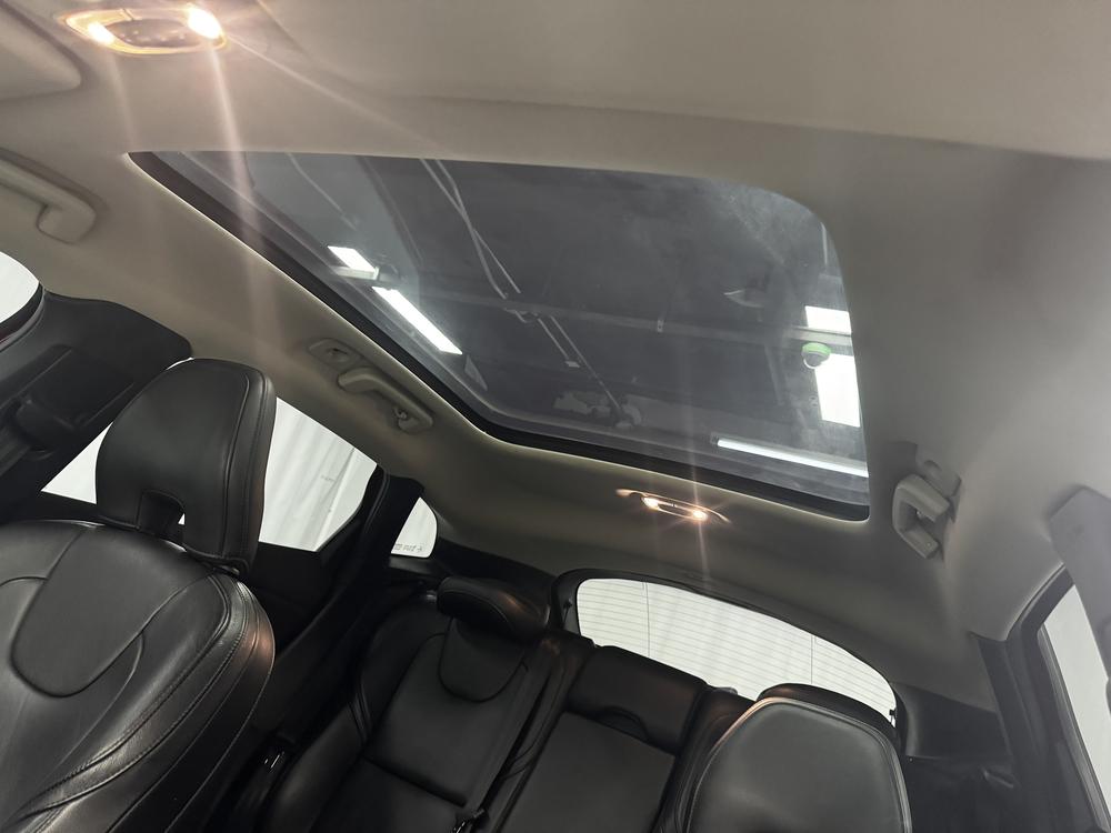 Volvo Volvo V40