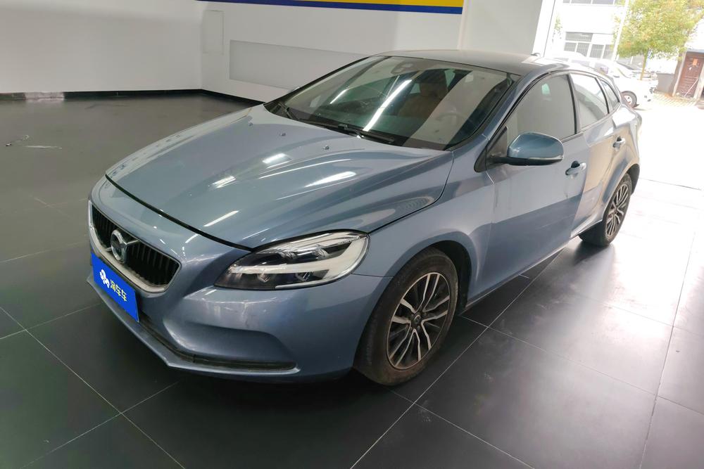 Volvo Volvo V40
