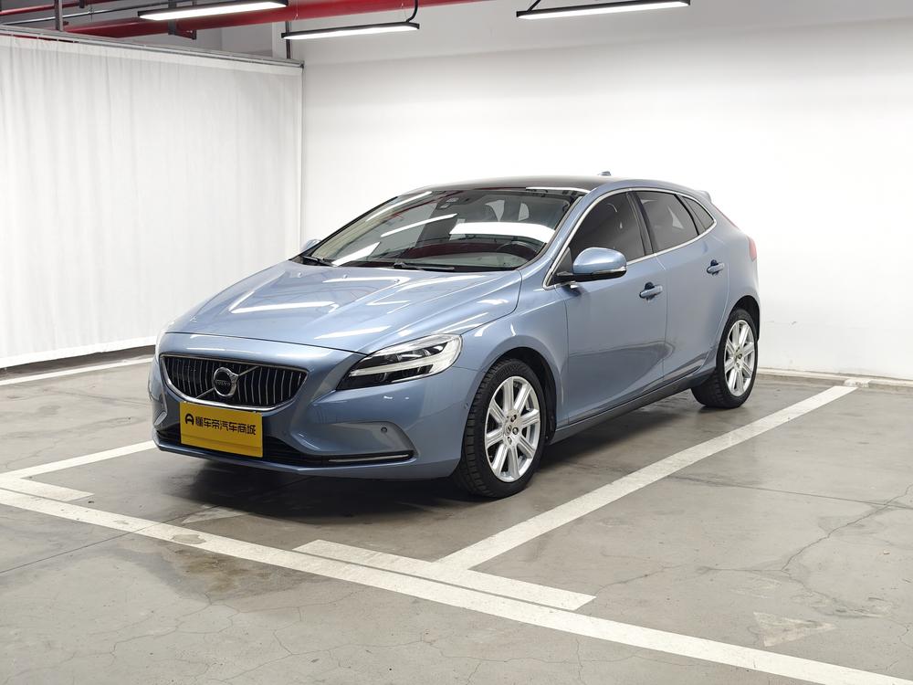Volvo Volvo V40