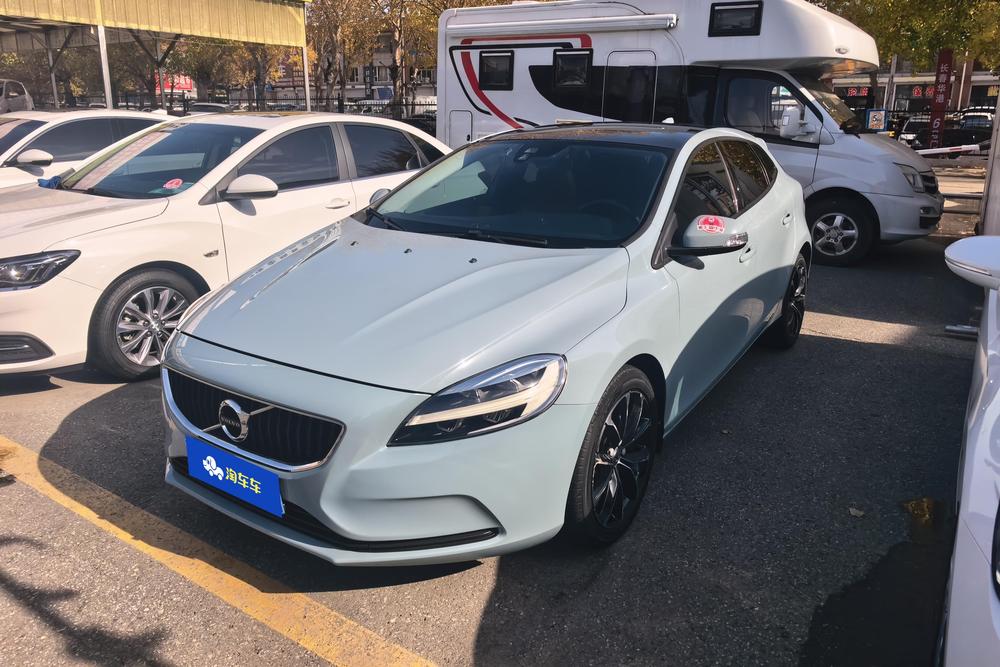 Volvo Volvo V40