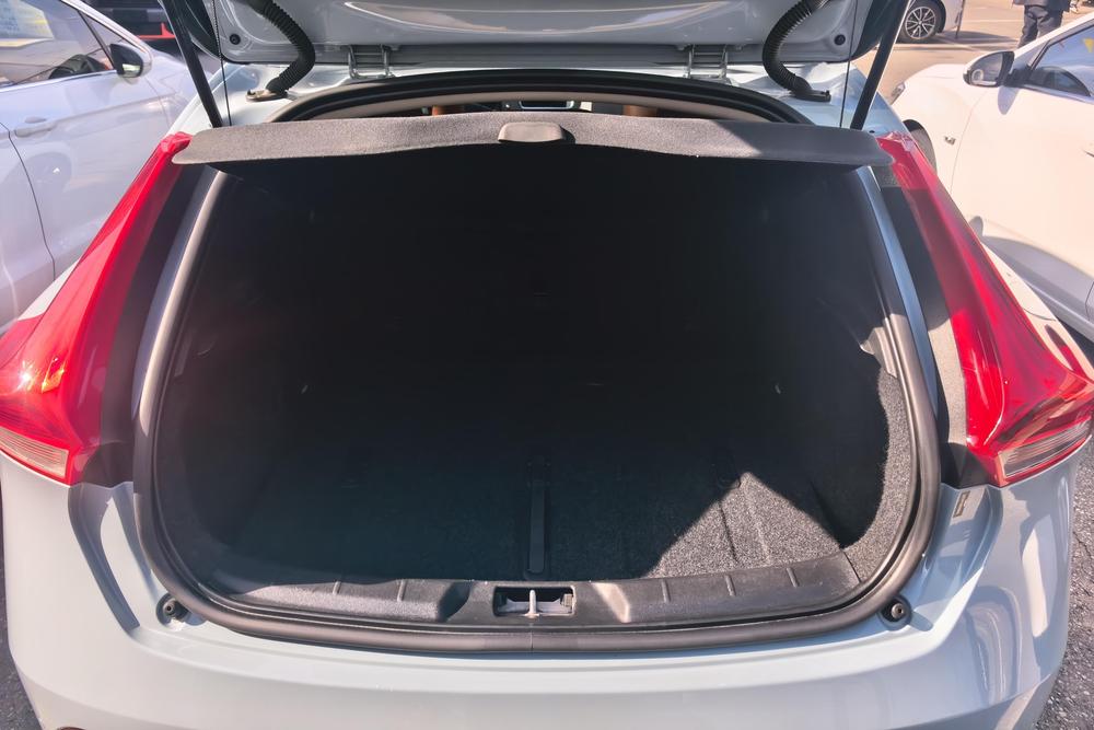 Volvo Volvo V40