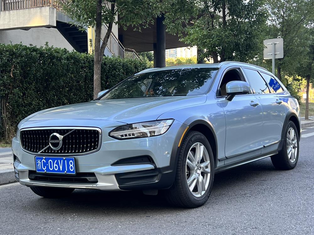 Volvo Volvo V90