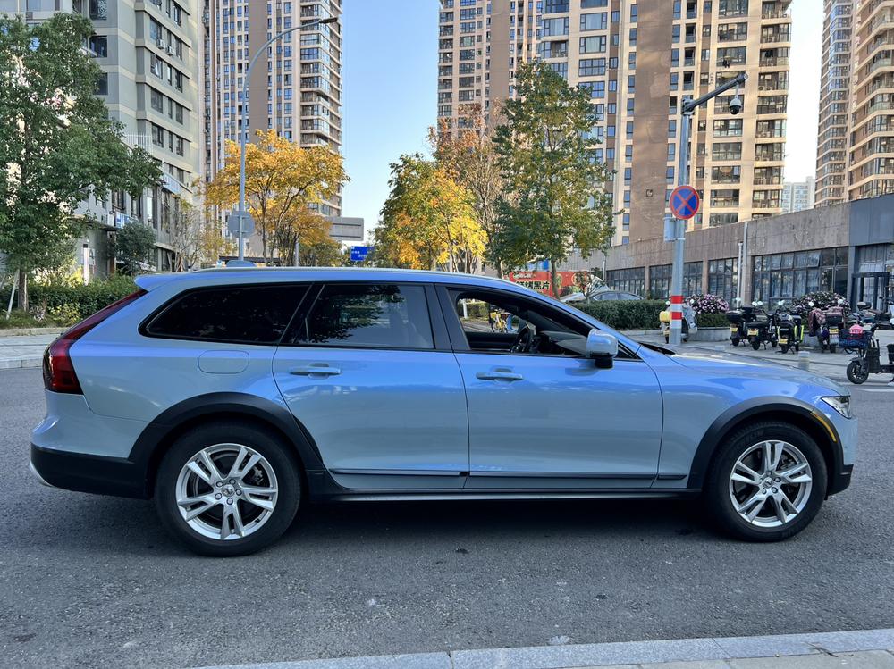 Volvo Volvo V90