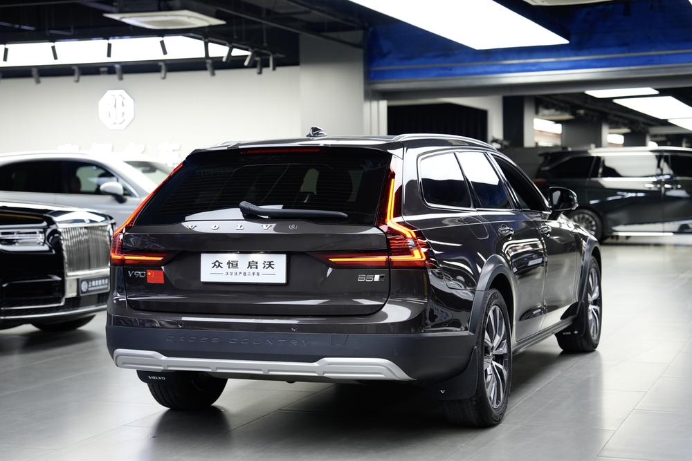 Volvo Volvo V90