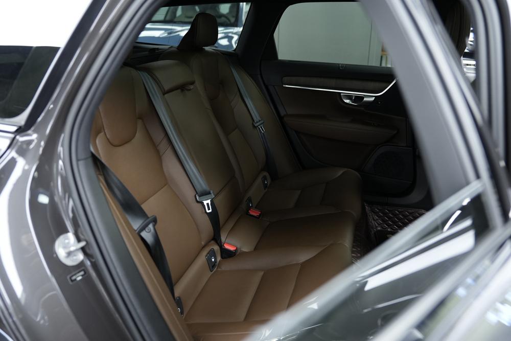 Volvo Volvo V90