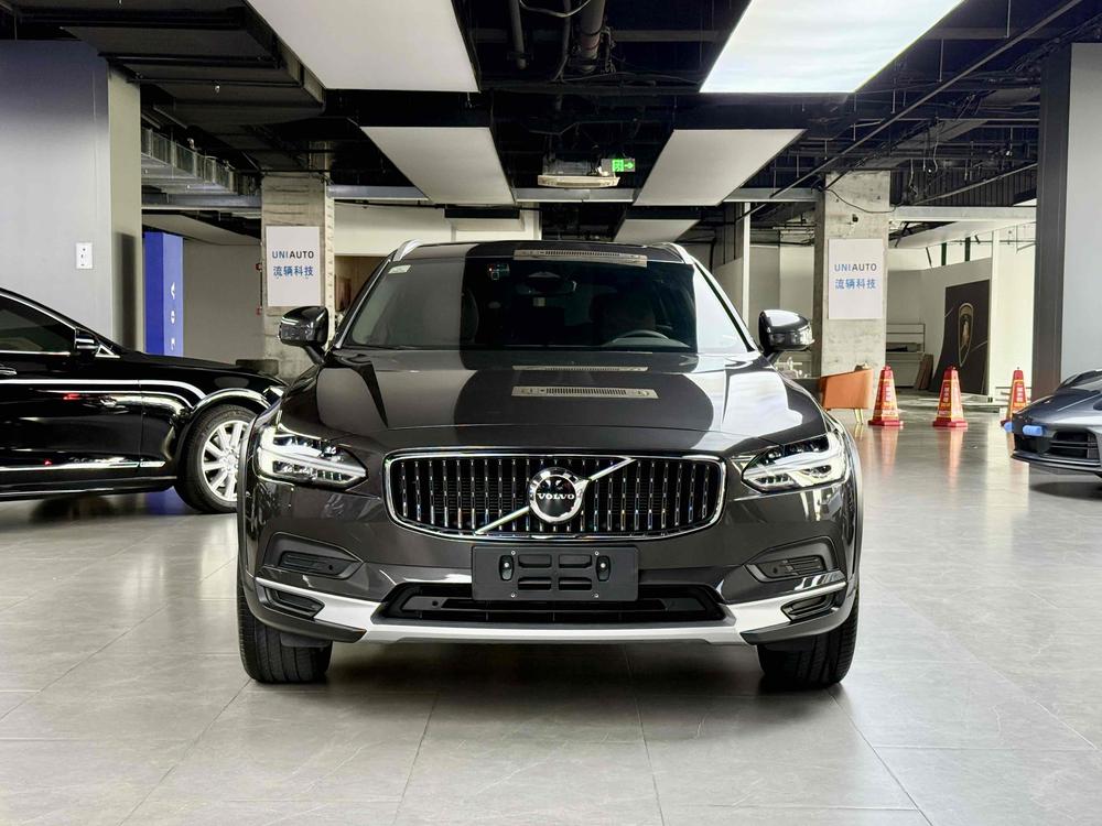 Volvo Volvo V90