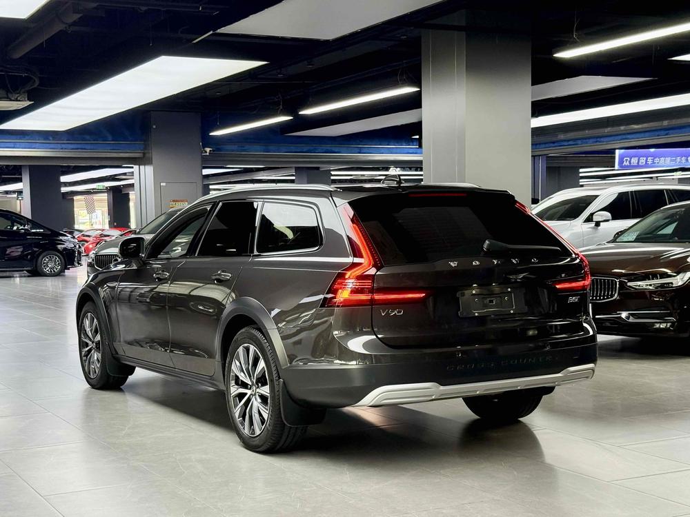 Volvo Volvo V90