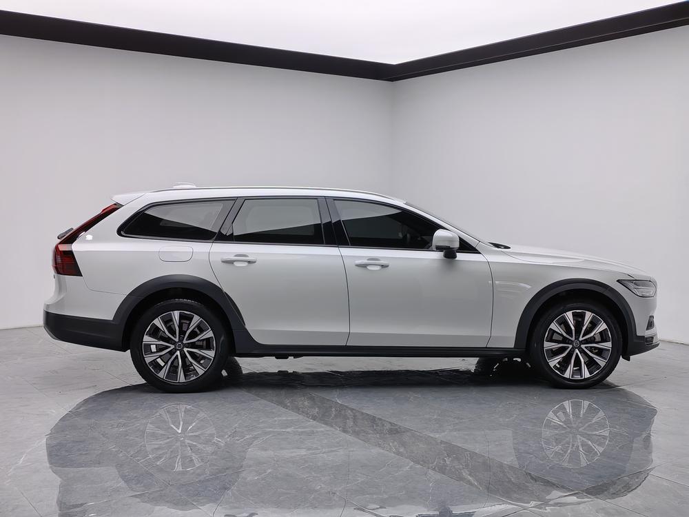 Volvo Volvo V90