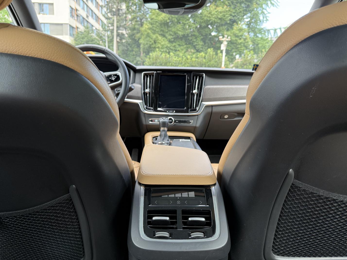 Volvo Volvo V90