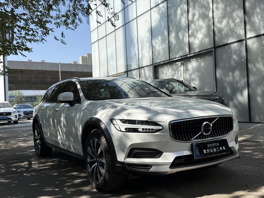 Volvo Volvo V90