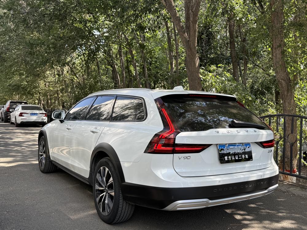 Volvo Volvo V90