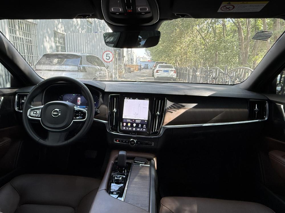Volvo Volvo V90