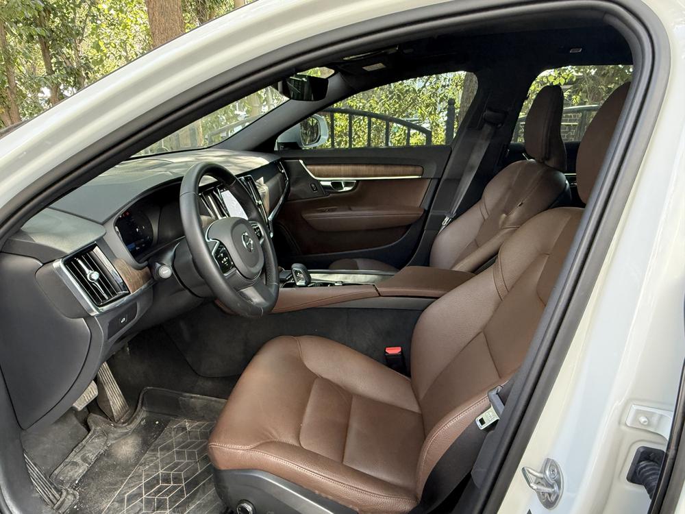 Volvo Volvo V90