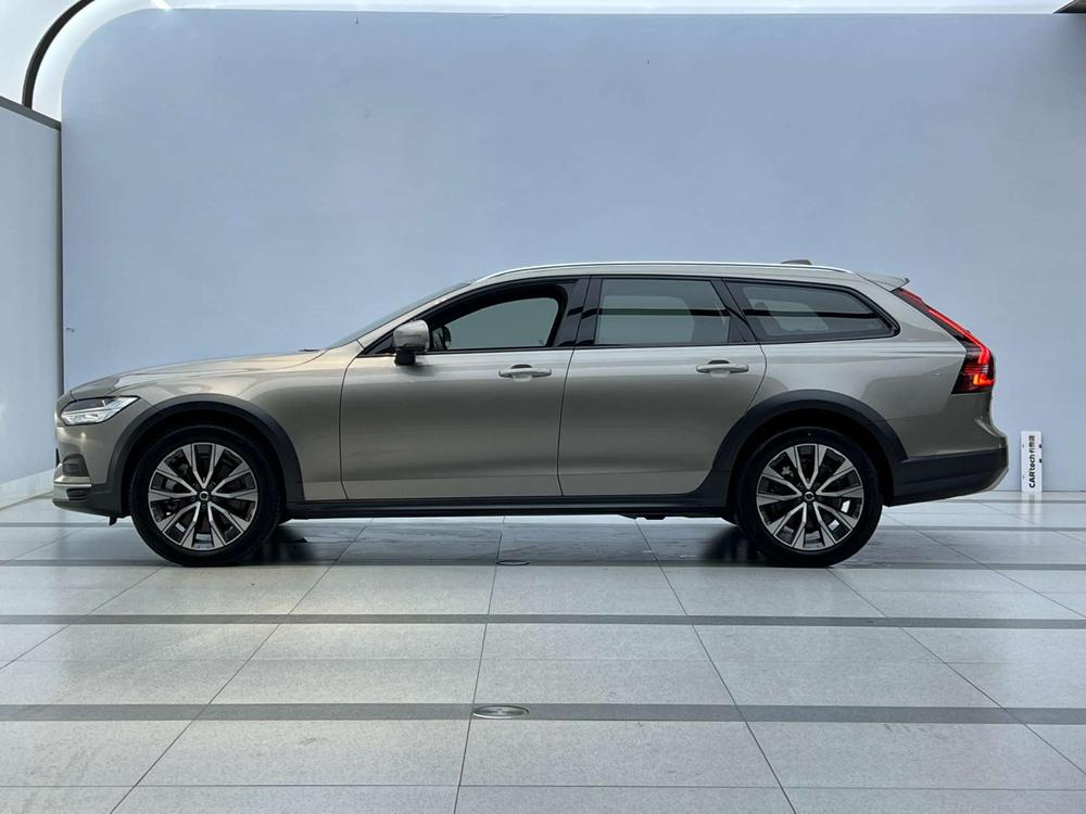 Volvo Volvo V90
