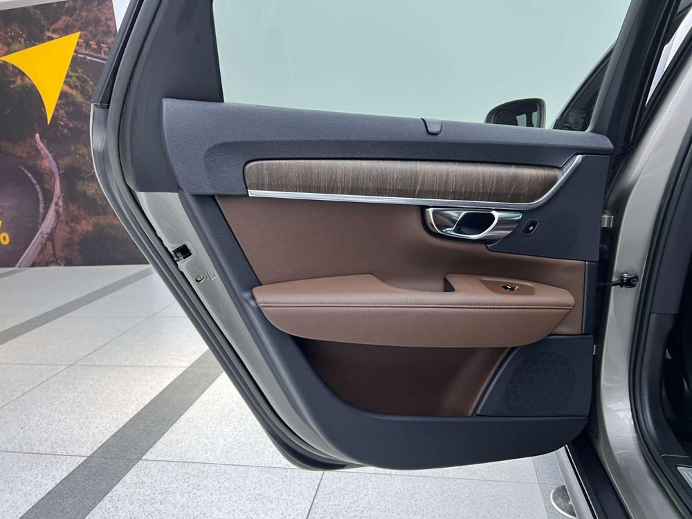 Volvo Volvo V90