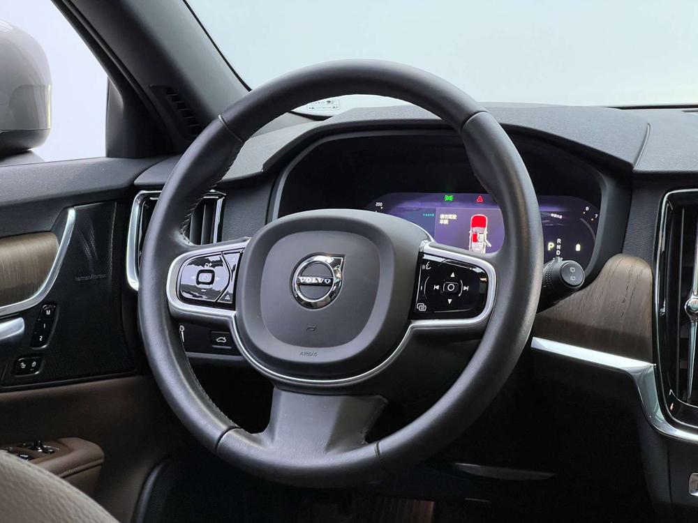 Volvo Volvo V90