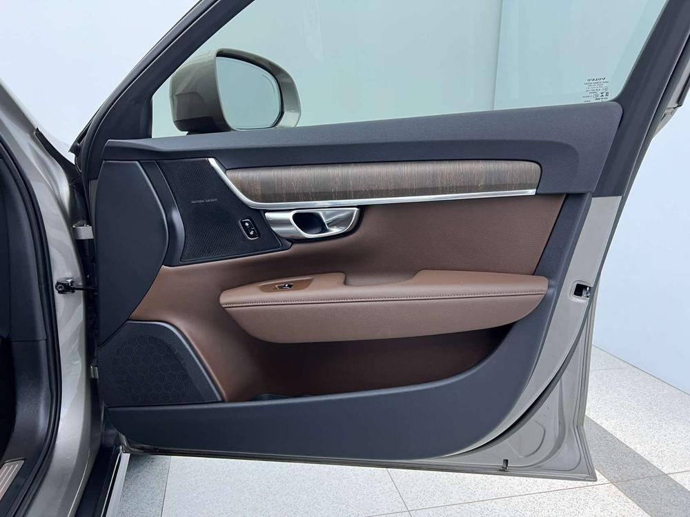 Volvo Volvo V90