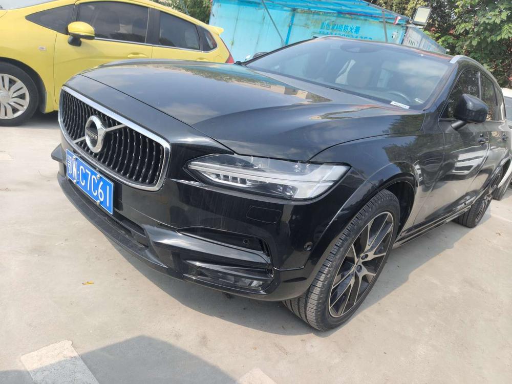 Volvo Volvo V90