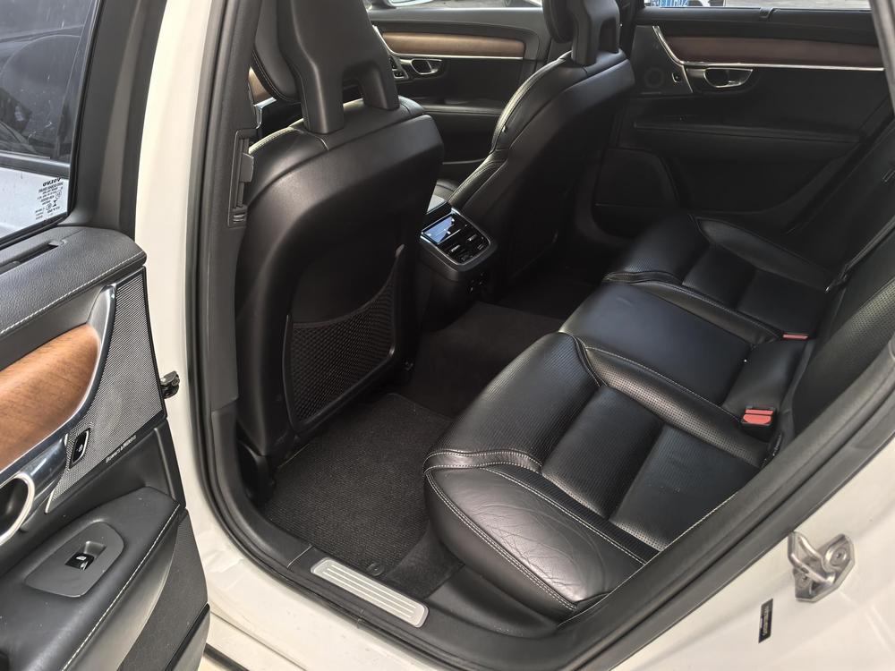 Volvo Volvo V90
