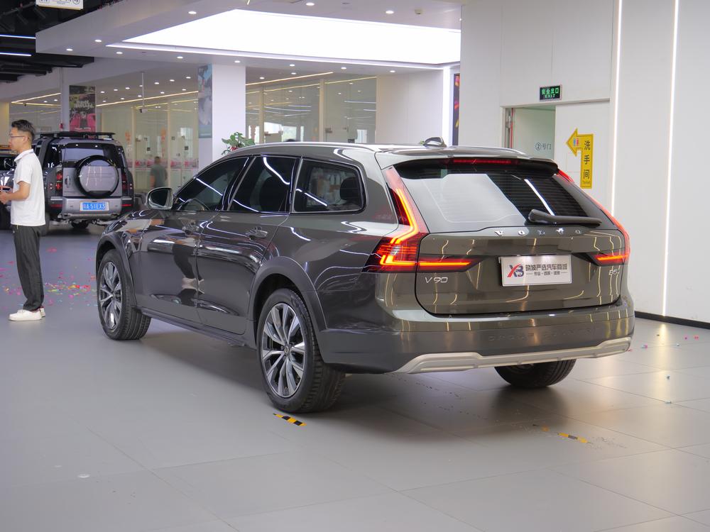 Volvo Volvo V90