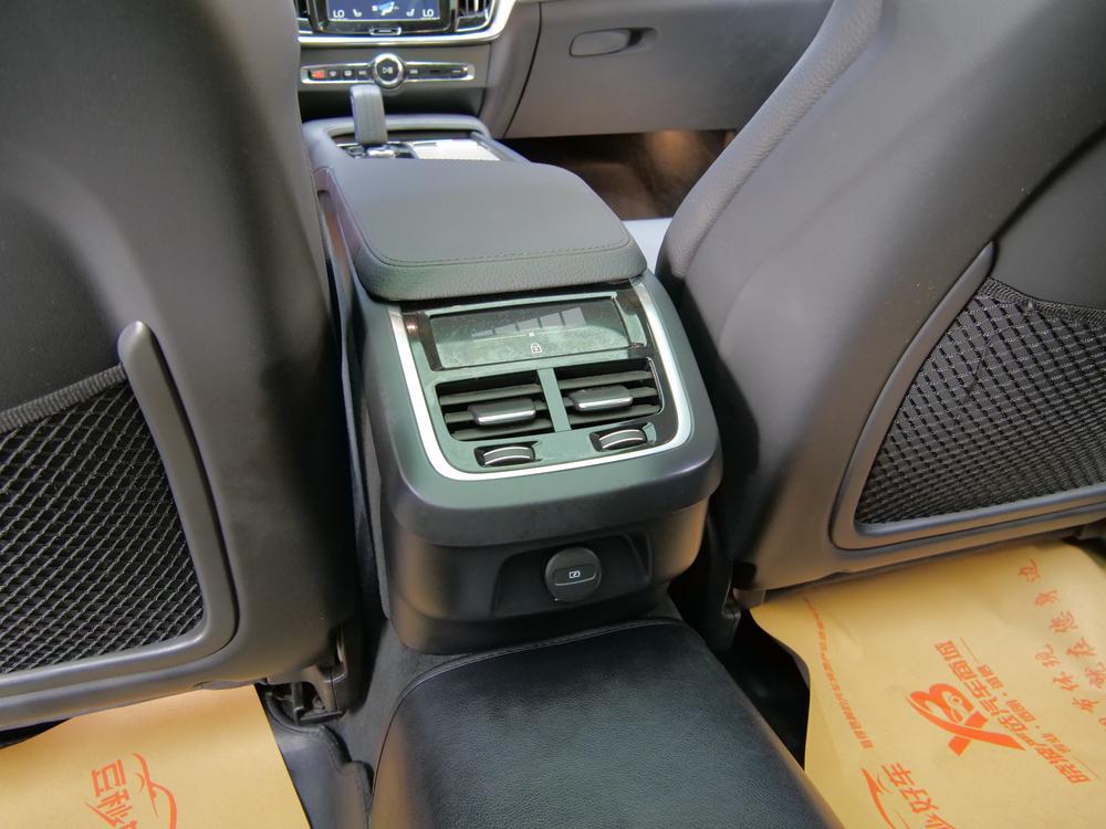 Volvo Volvo V90