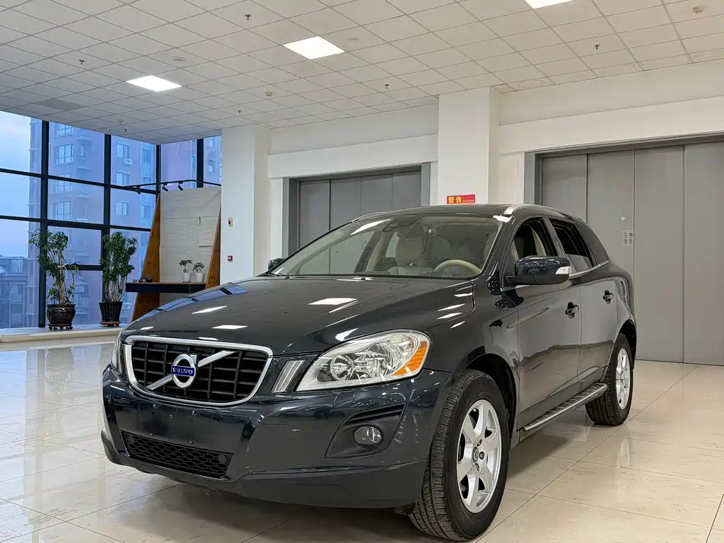 Volvo XC60 (Import)