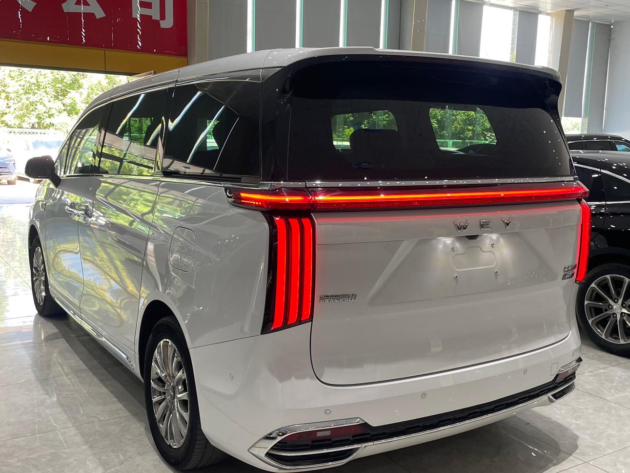 WEY 高山 PHEV