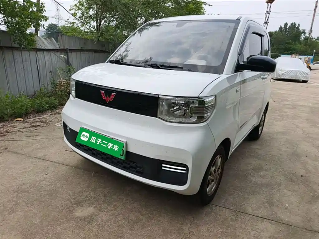 Wuling MINIEV