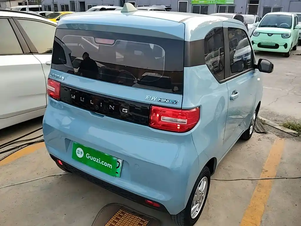 Wuling MINIEV
